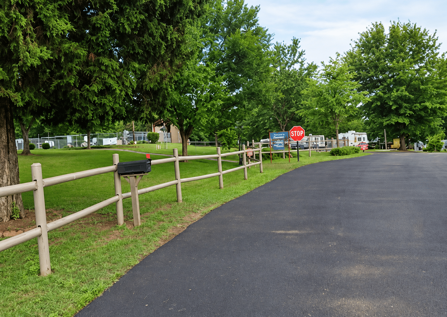 RV sites at L&D RV Park