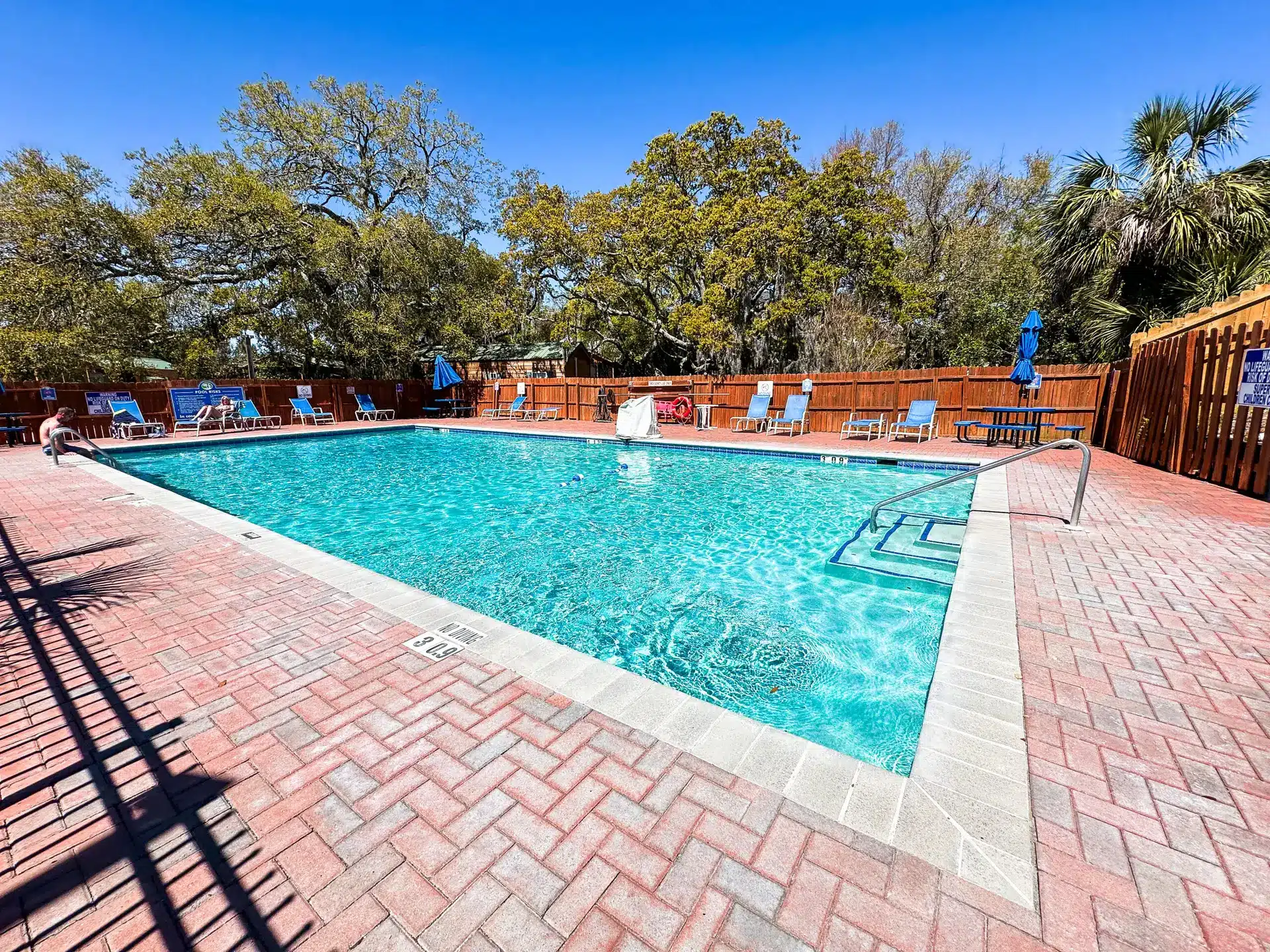 Swimming pool at River's End Campground & RV Park