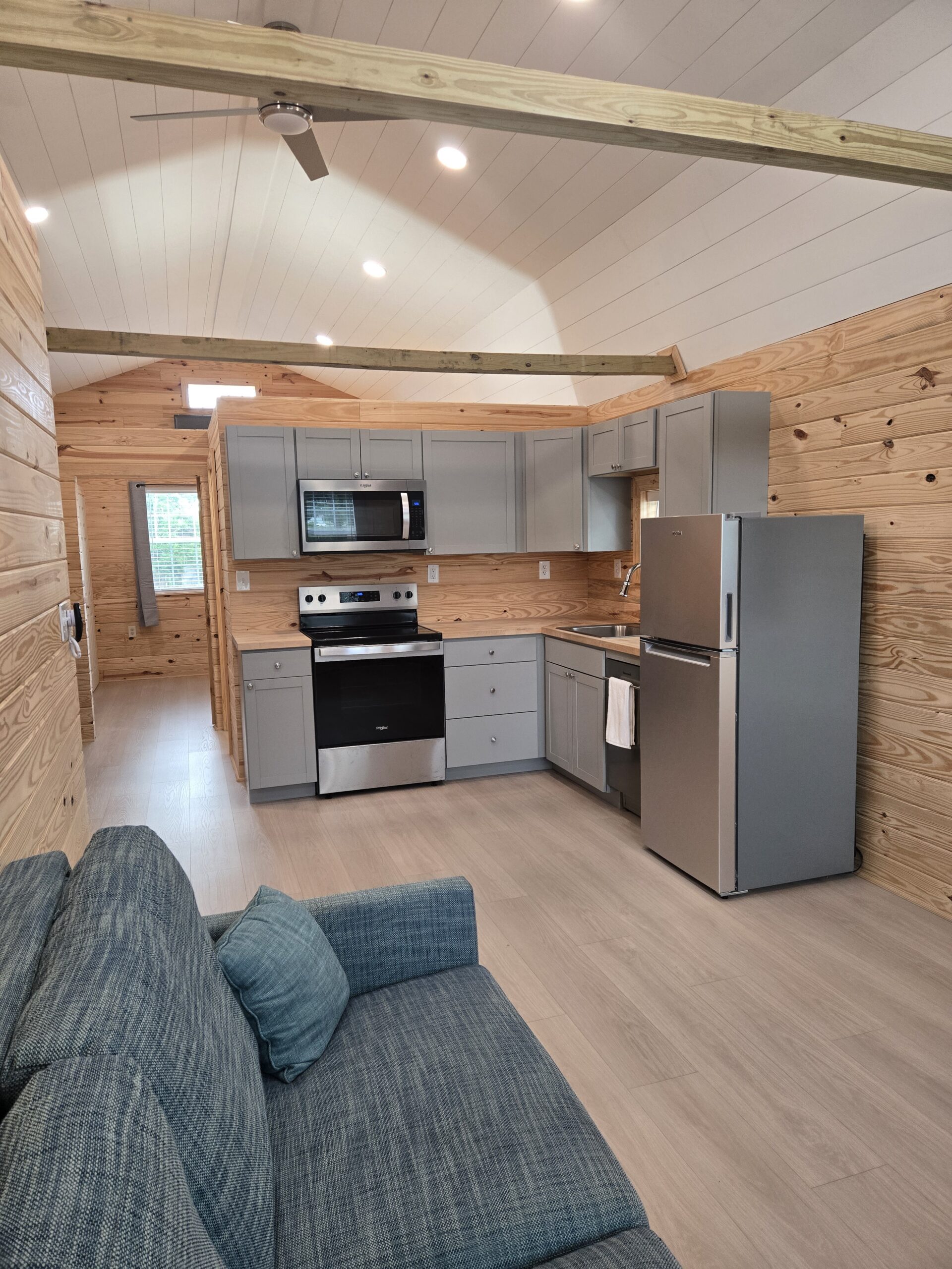 Cabin with kitchen at Rusty's Retreat