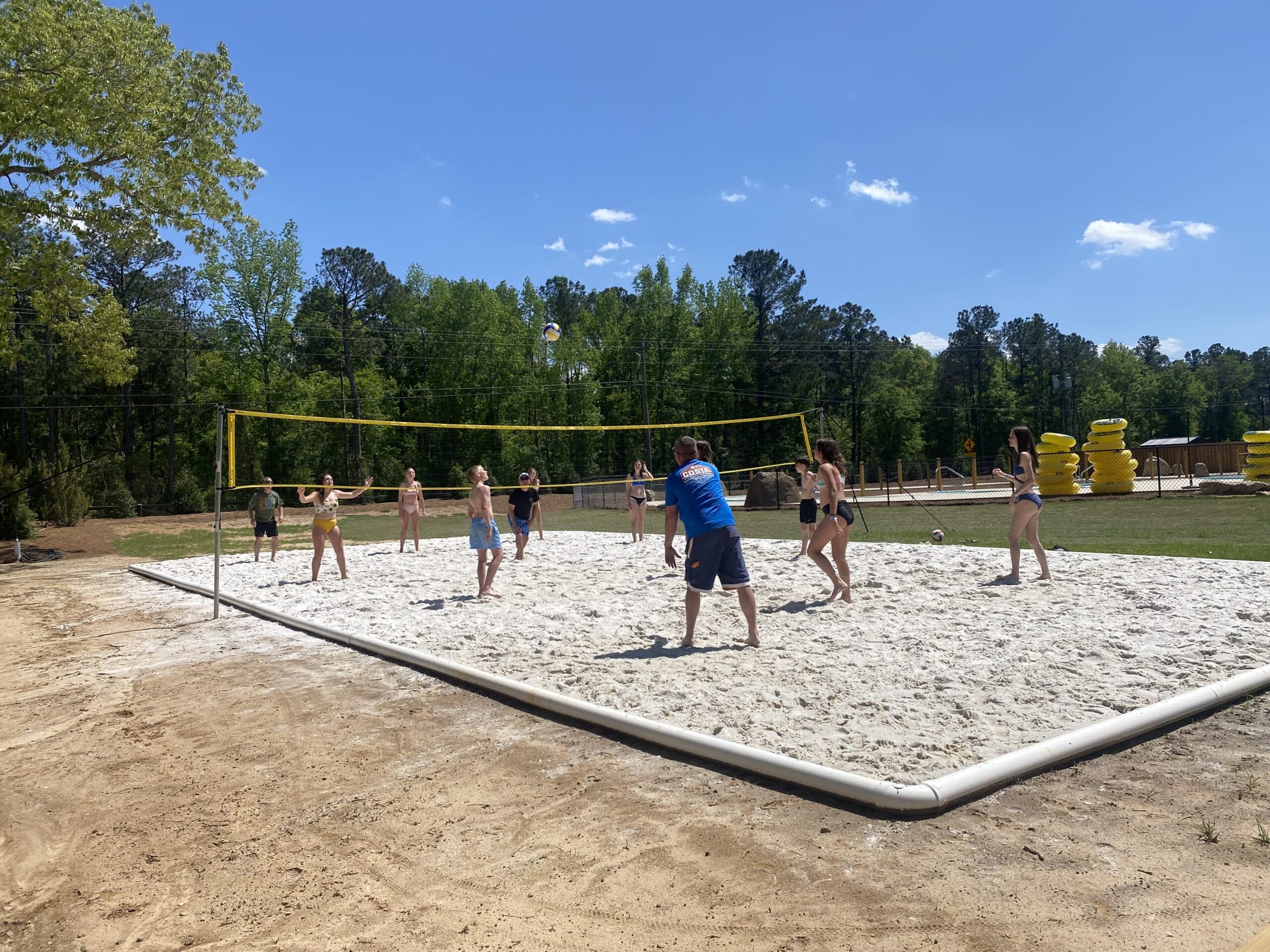 Swimming pool at Sanwar RV Park & Resort