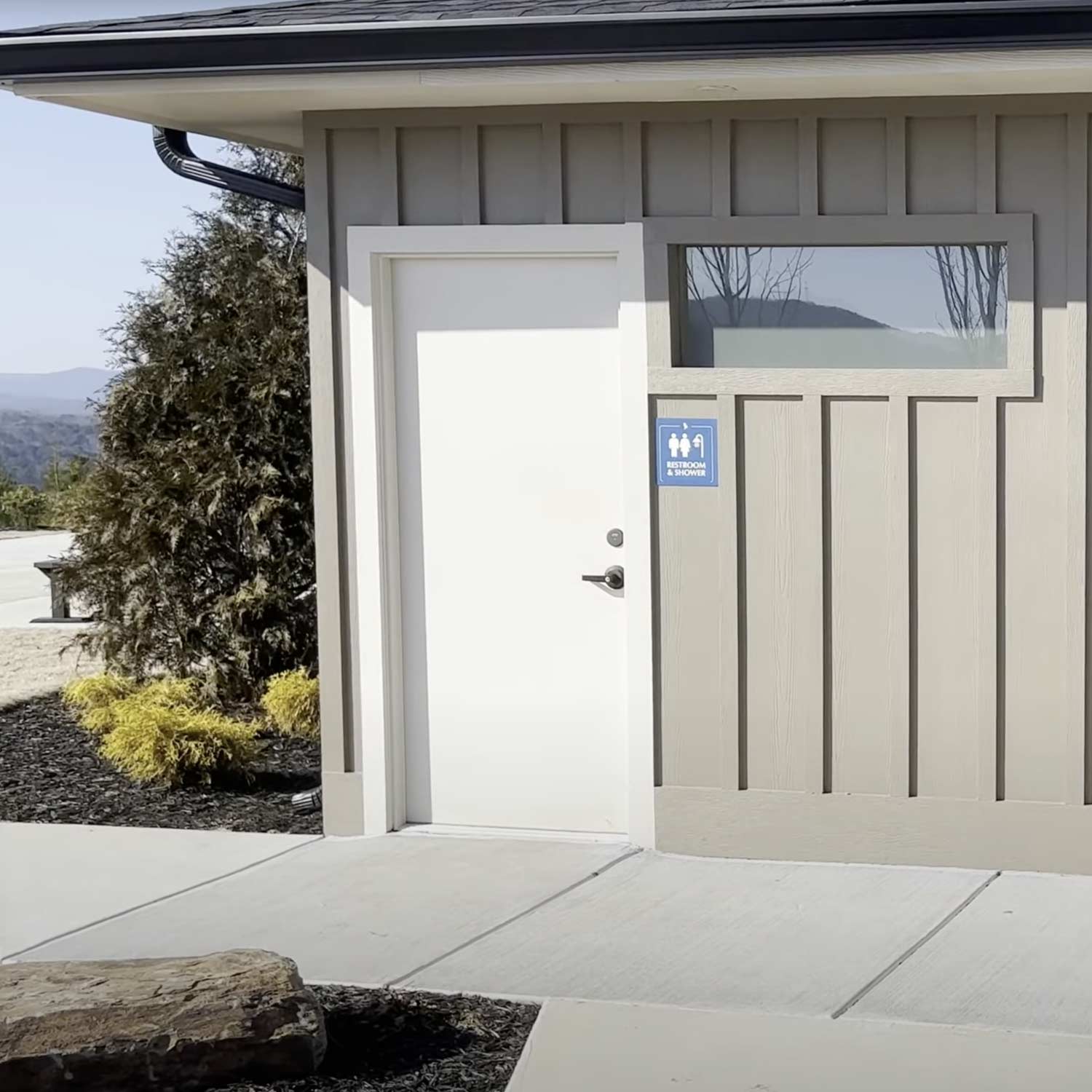 Bath suite at Talona Ridge RV Resort